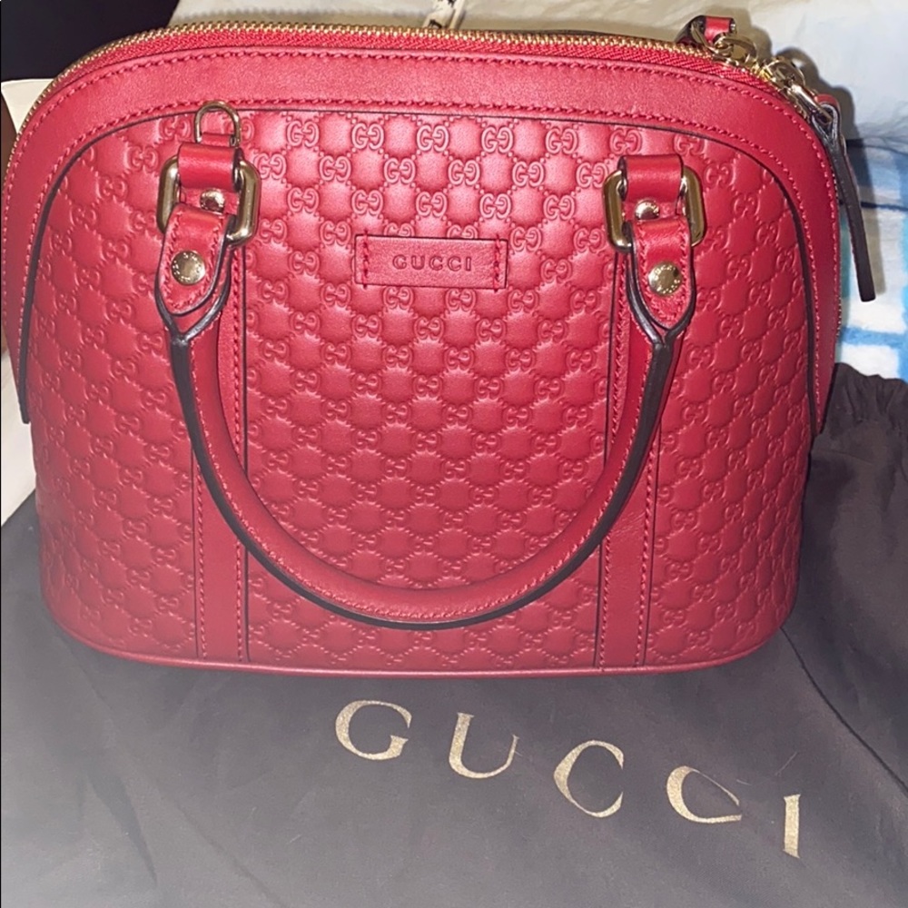 GUCCI Microguccissima Convertible Mini Dome